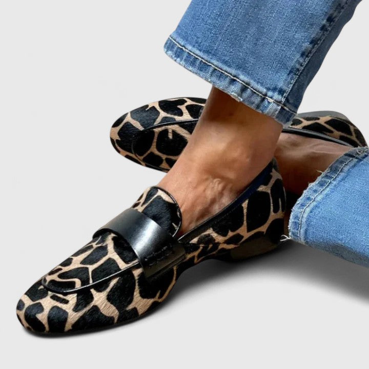 Women's Orthopaedic Loafers | Comfortable & Structured Design 2