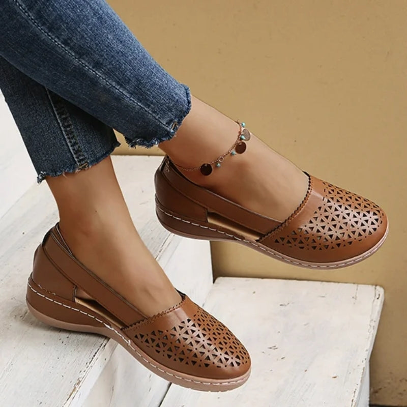 Chic Women's Side Opening Flats for Everyday Wear
