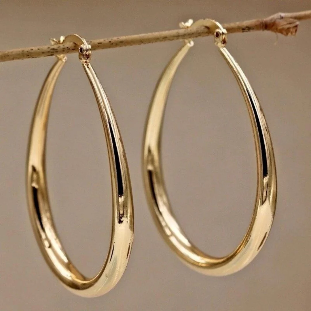 Chic Retro Golden Statement Earrings for Every Occasion