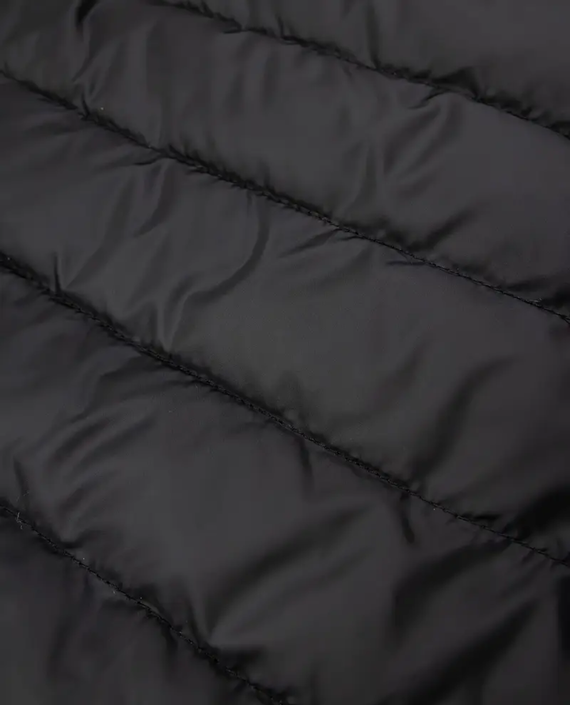 Men's Puffer Gilet | High Collar & Lightweight Warmth 3