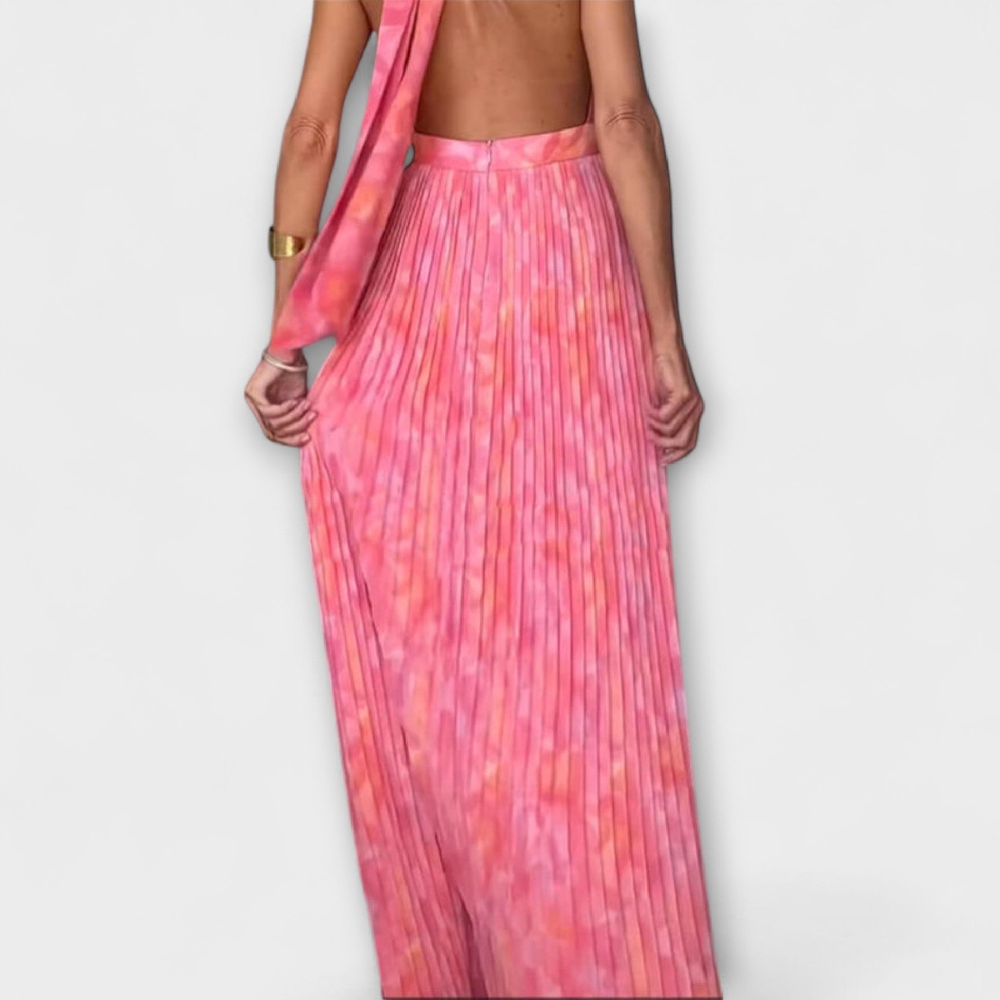 Seraphina - Elegant Halter Neck Pleated Maxi Dress for Events