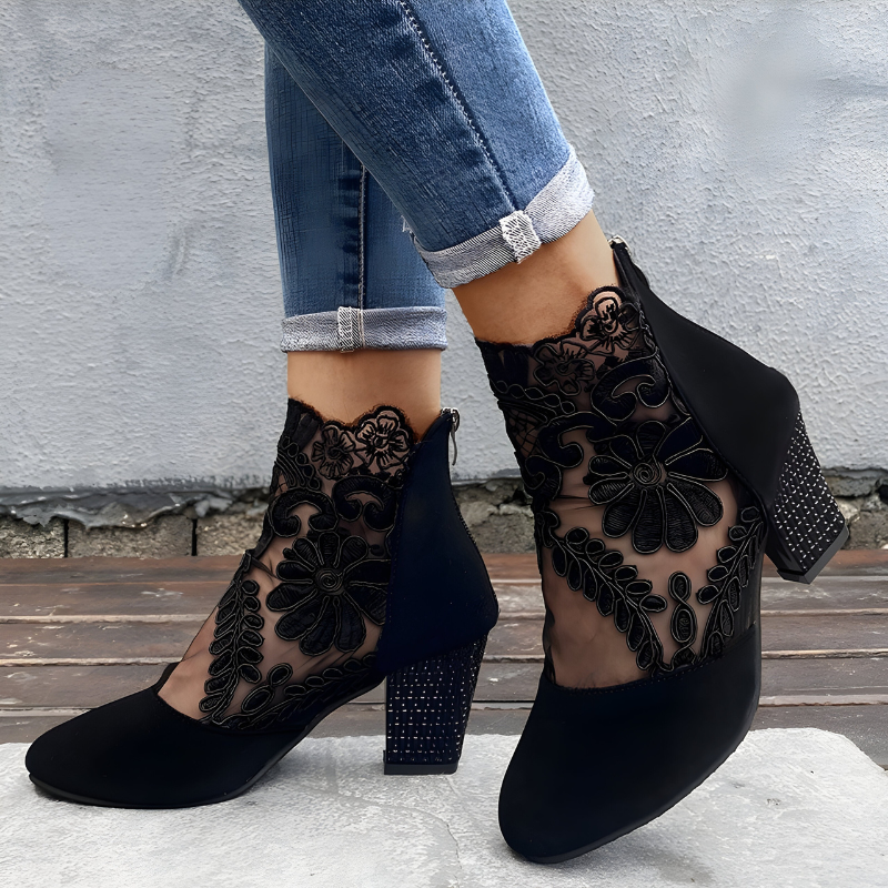 Lynora | Stylish Orthopedic Heels for Any Occasion