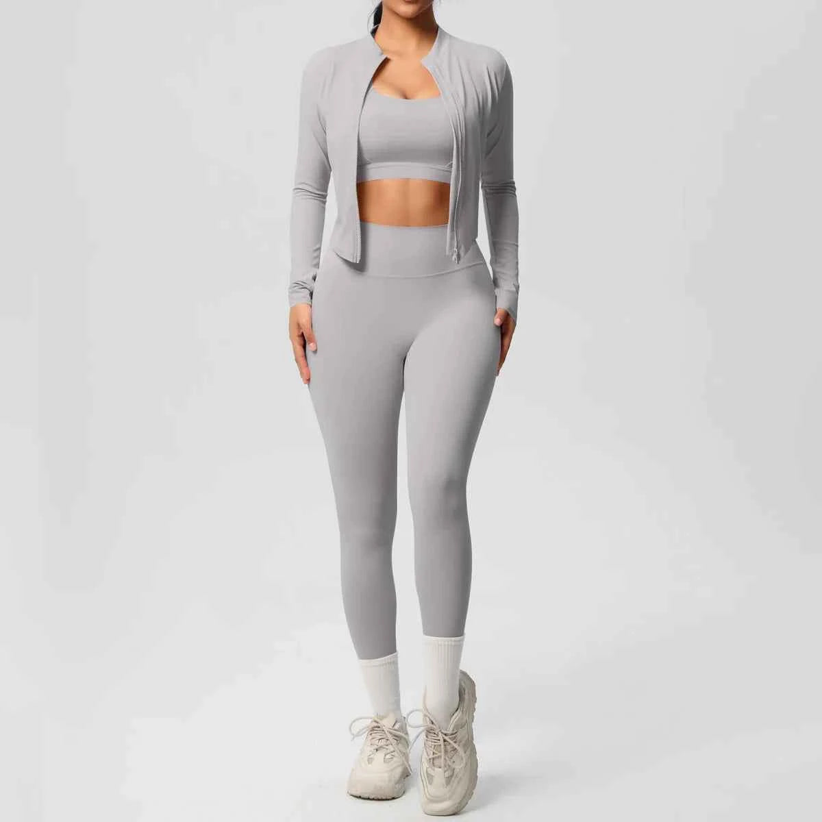 3-Piece Women’s Gym Set 13
