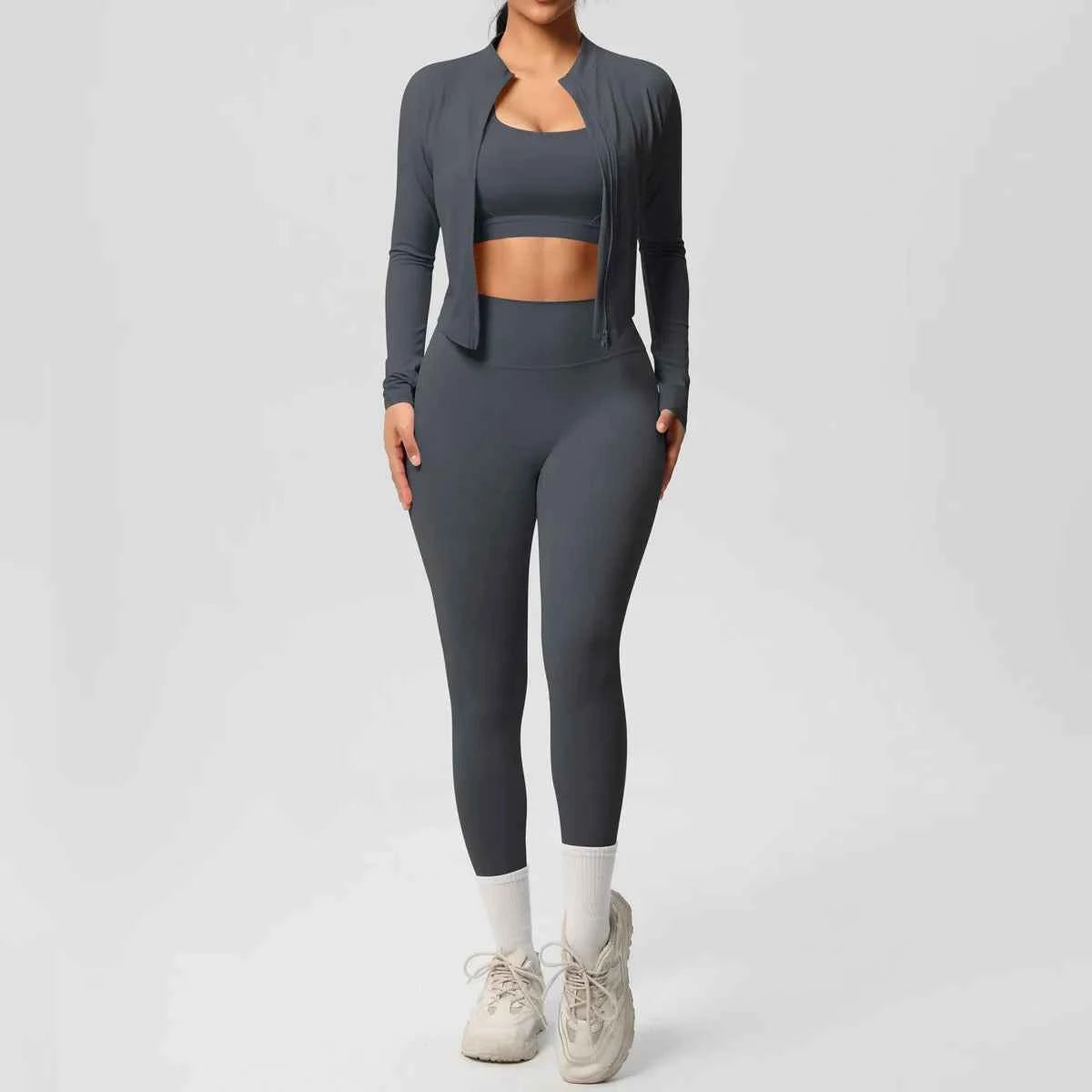 3-Piece Women’s Gym Set 14