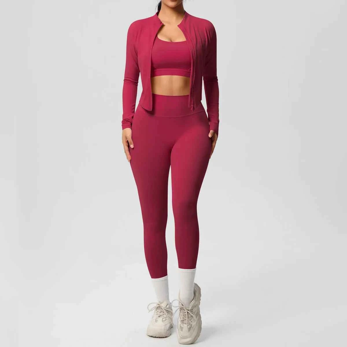 3-Piece Women’s Gym Set 9