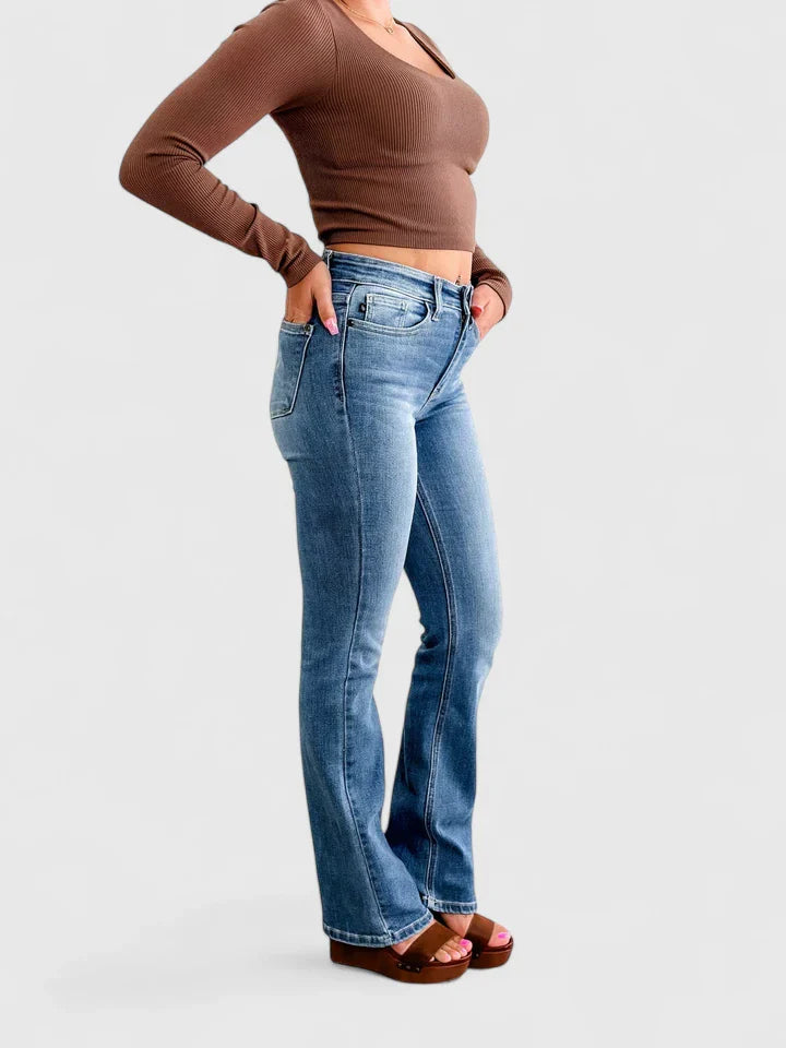 Eryzandra | Chic Trousers for Any Occasion