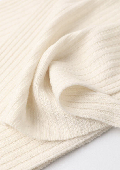 Women's Winter Essentials Set | Soft, Warm Knit for Luxurious Comfort 3