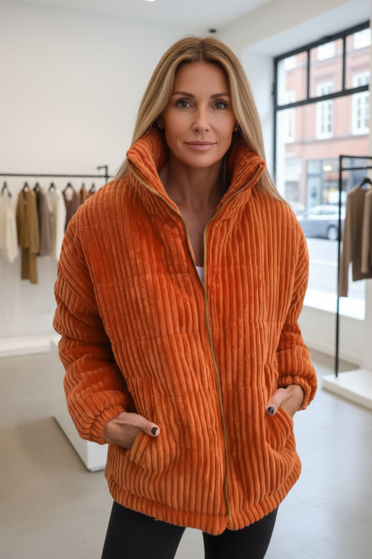 Women's Quilted Coat | High Collar & Relaxed Fit 5