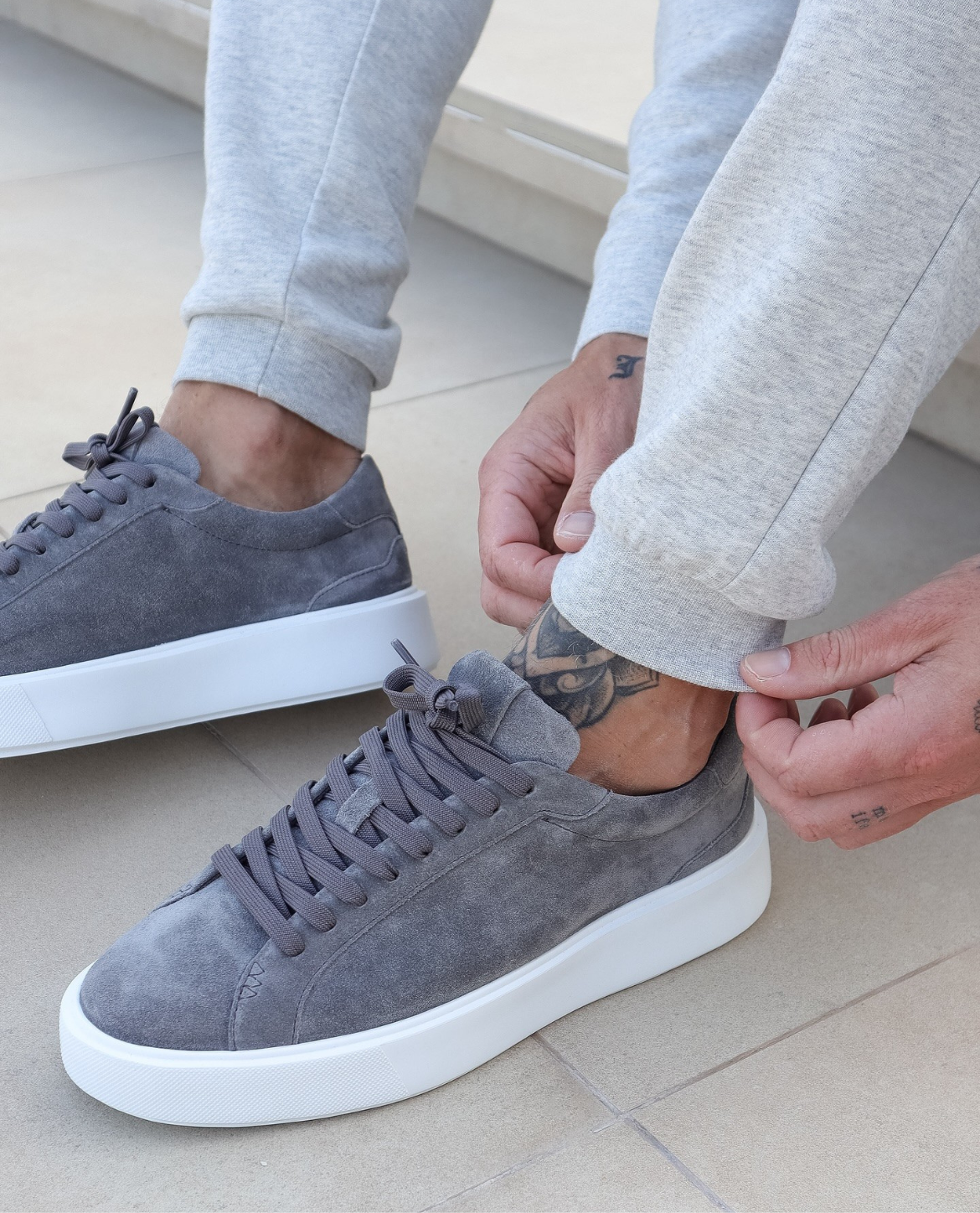 Men's Sneakers | All-Day Comfort & Style 4