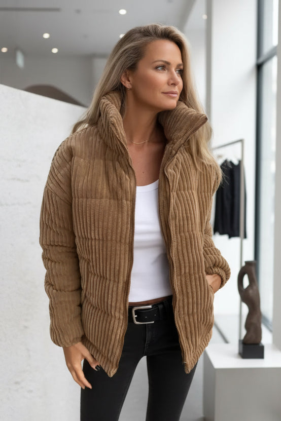 Women's Quilted Coat | High Collar & Relaxed Fit 3