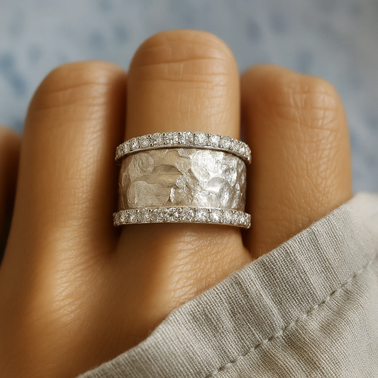 Antique Silver Zirconia Ring for Every Occasion