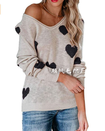Charming Heart-Pattern Knit Sweater for Everyday Wear