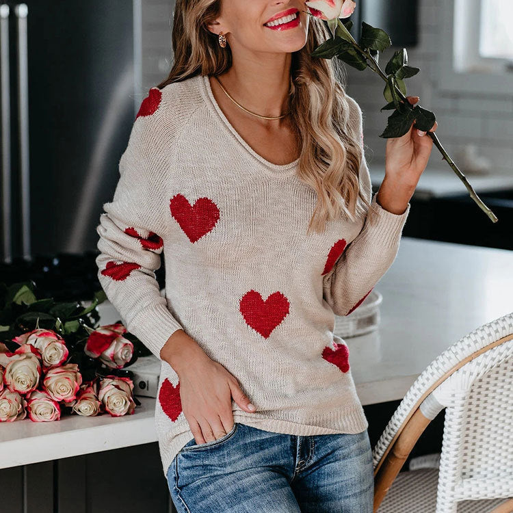 Charming Heart-Pattern Knit Sweater for Everyday Wear