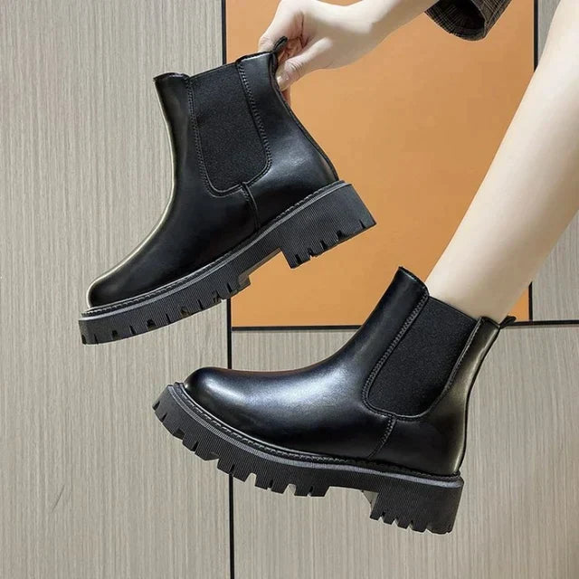 Chic Chelsea Boots for All Occasions
