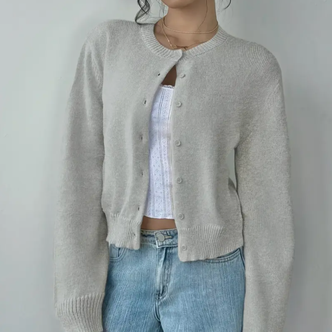 Chic Cropped Button Cardigan – Cozy Knit for Everyday Style