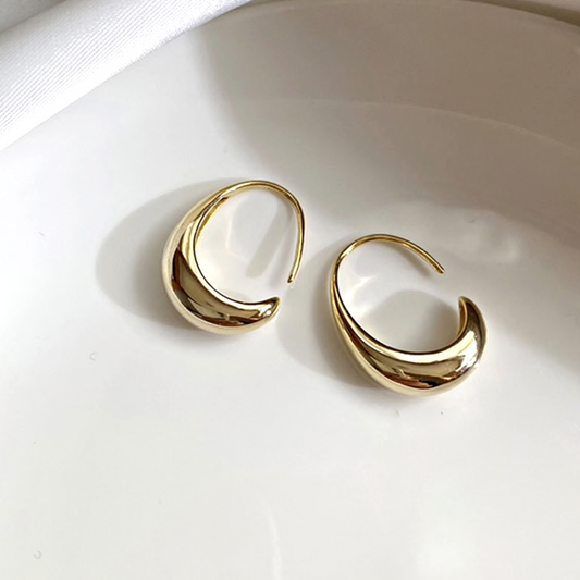 Chic Gold Hoop Earrings for Daily Wear