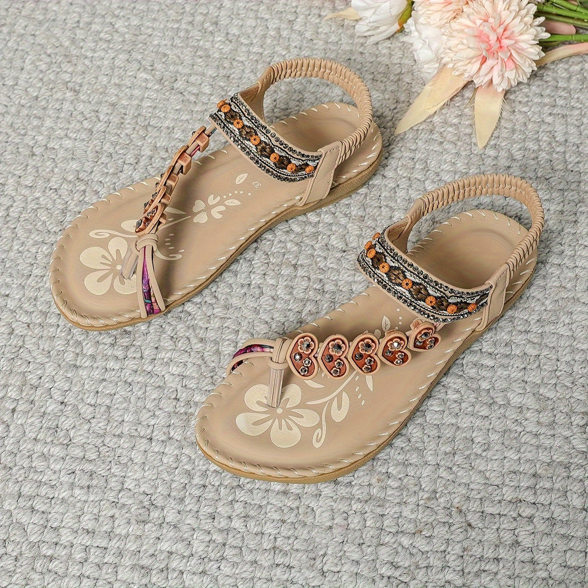 Chic Heart Strap Sandals for Everyday Wear