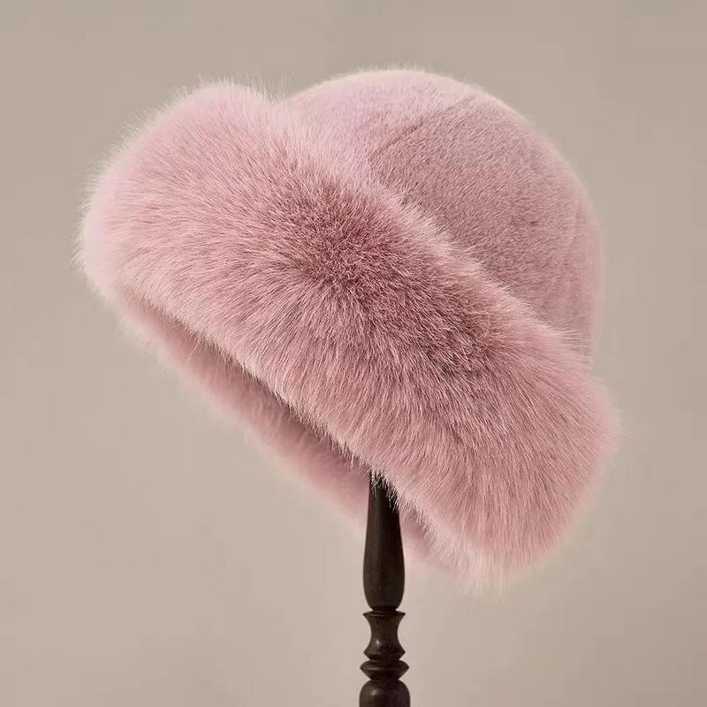Chic Vintage Faux Fur Hat for Winter Fashion