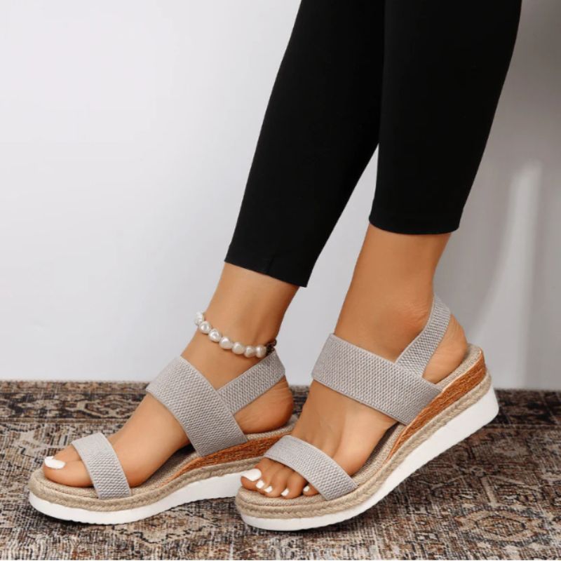 Chic Women’s Platform Sandals with Stretch Straps for Everyday Wear