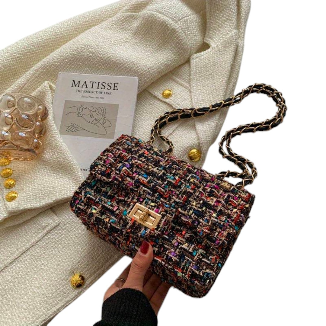 Chic Women's Shoulder Bag for Everyday Wear