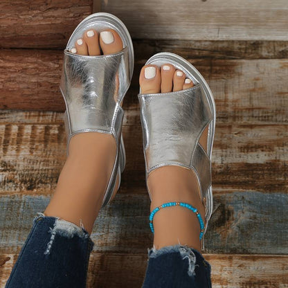 Chic Women’s Strap Sandals for Everyday Wear