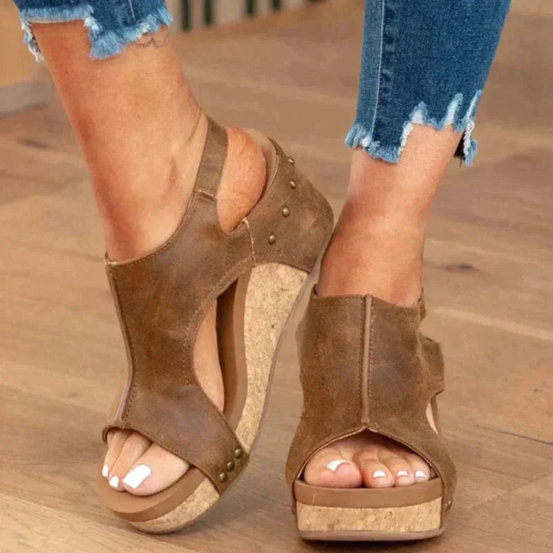 Chic Women's Wedge Sandals for Any Occasion