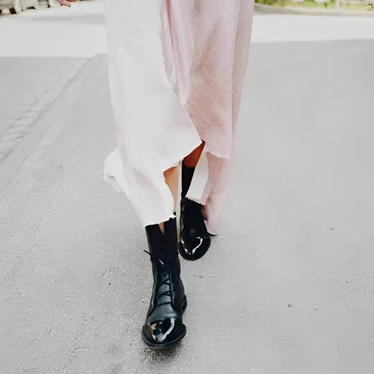 Classic Mid-High Boots for Women – Timeless Style & Comfort 4