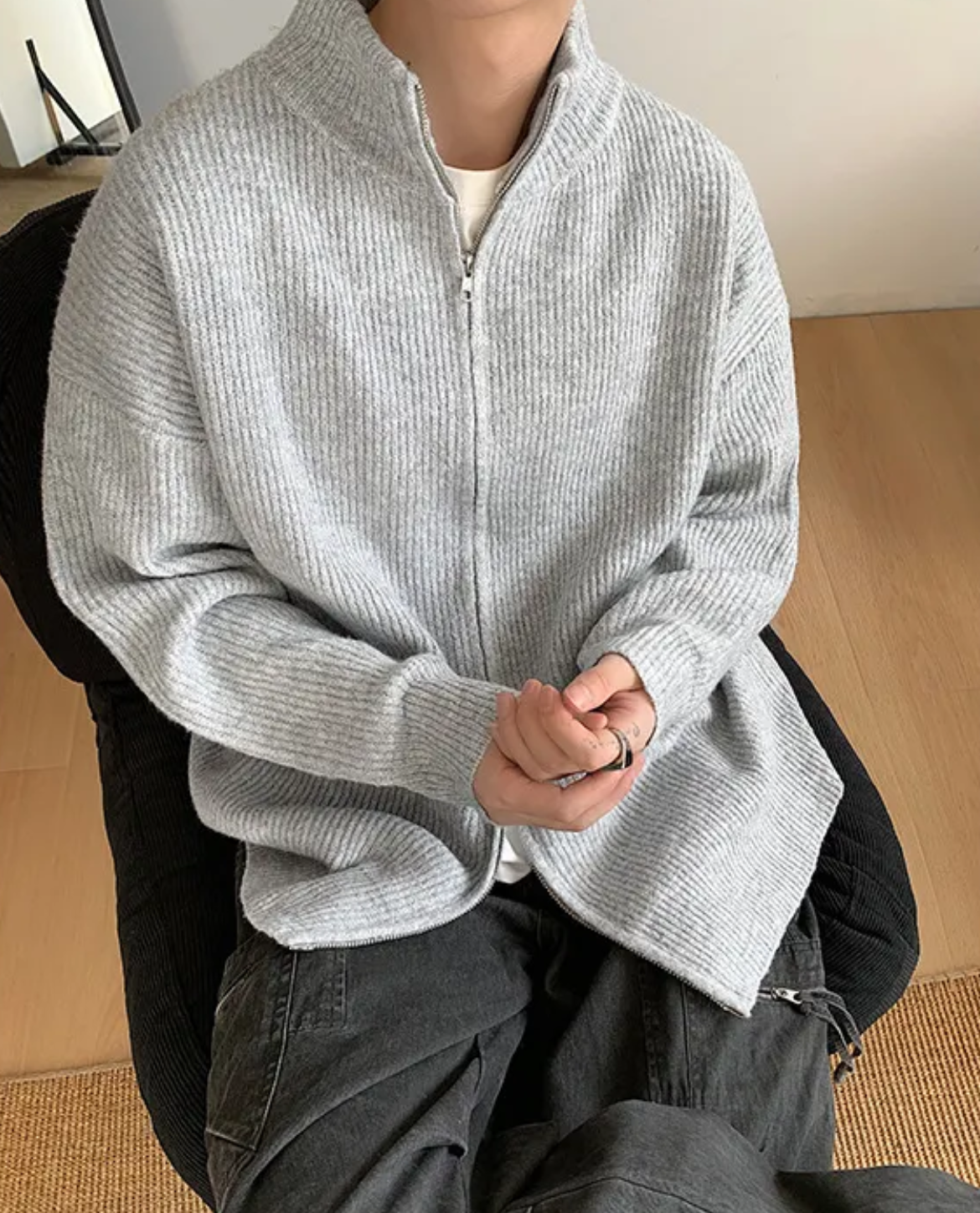 Corvin Ribbed Zip Cardigan 4