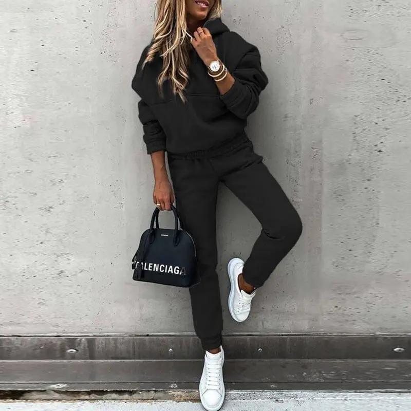 Cozy Hoodie and Jogger Set for Women – Effortless Style & Comfort 0