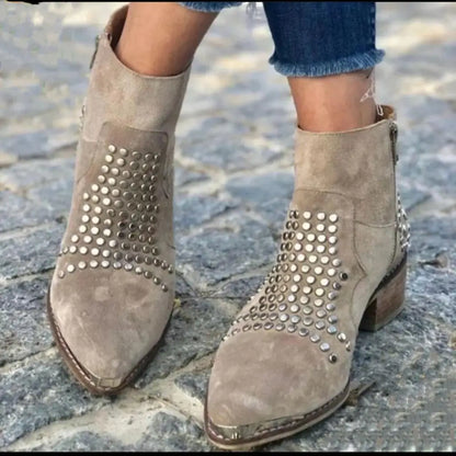 Women's Chunky Boots | Studded Pointed Toe 4