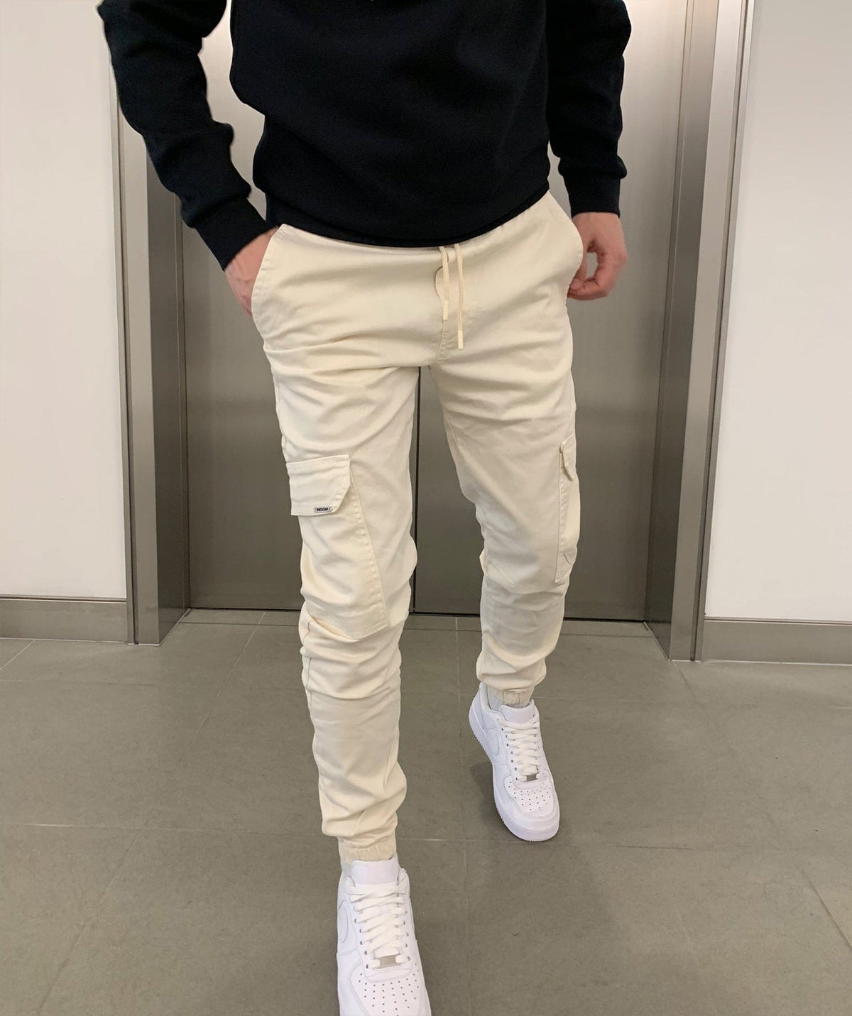 Men's Cargo Jogger Pants | Elastic Waistband & Functional Pockets 14