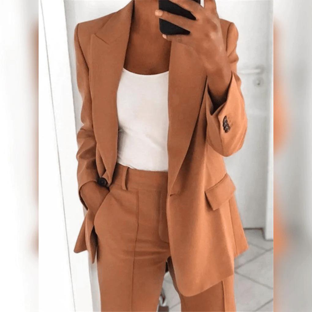 Elegant 2-Piece Women’s Suit Set – Polished Pair for Formal Looks 4