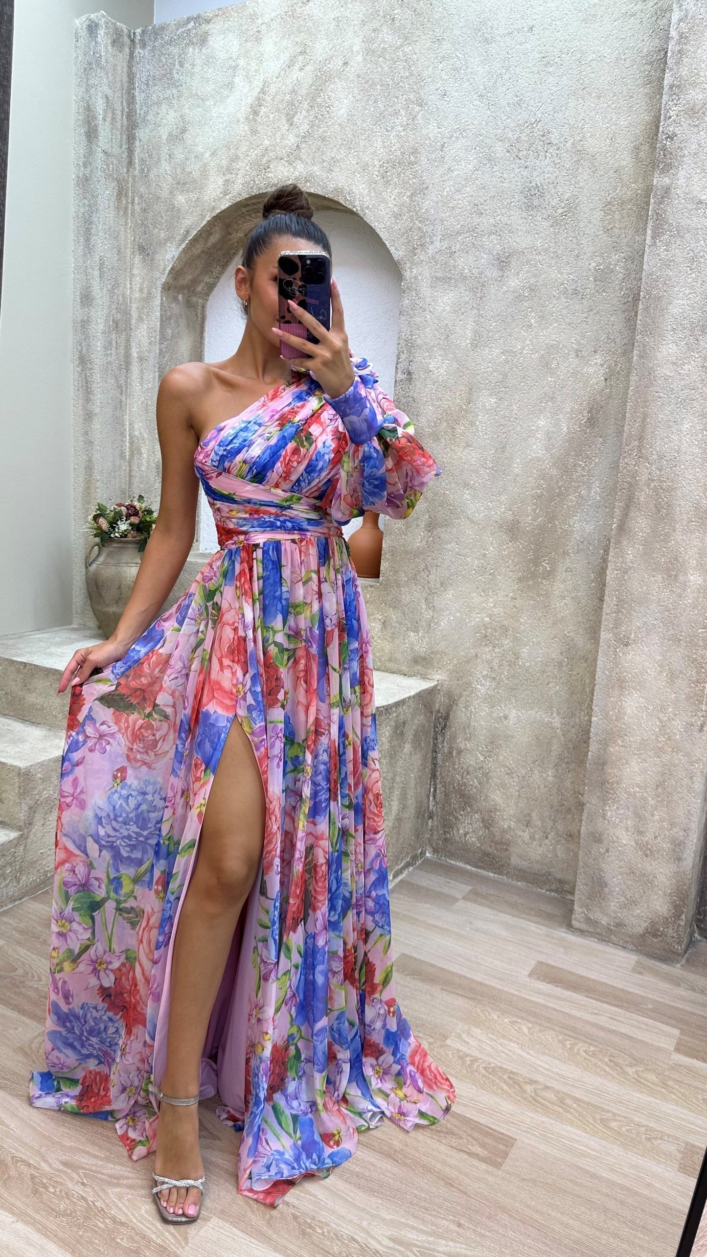 Elegant Flowy Shoulder Dress for Summer Events - Selvina 6