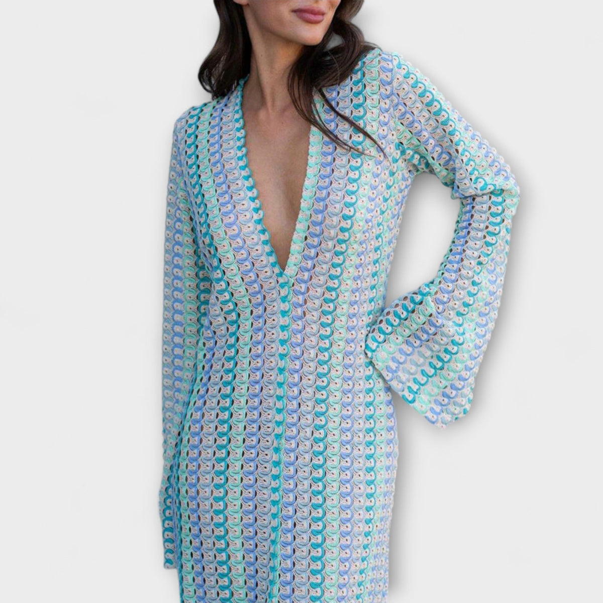 Elina V-Neck Maxi Dress for Summer Getaways