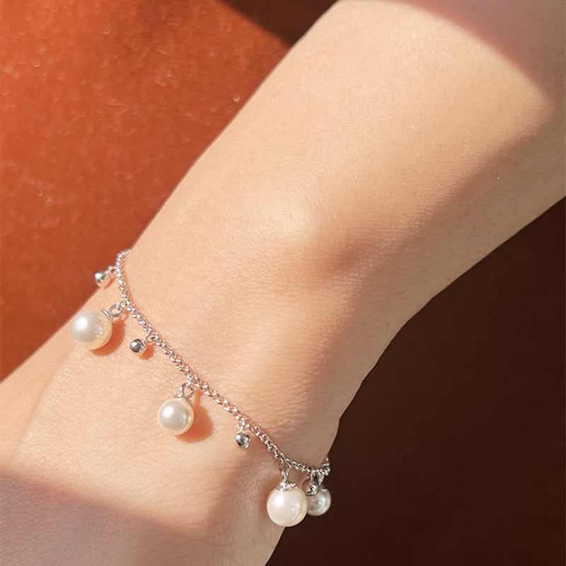 Fresh Daisy Bracelet - Floral-Inspired Jewelry for Every Occasion