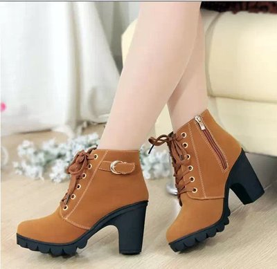 Hazel - Stylish Lace-Up Ankle Boots for Any Occasion