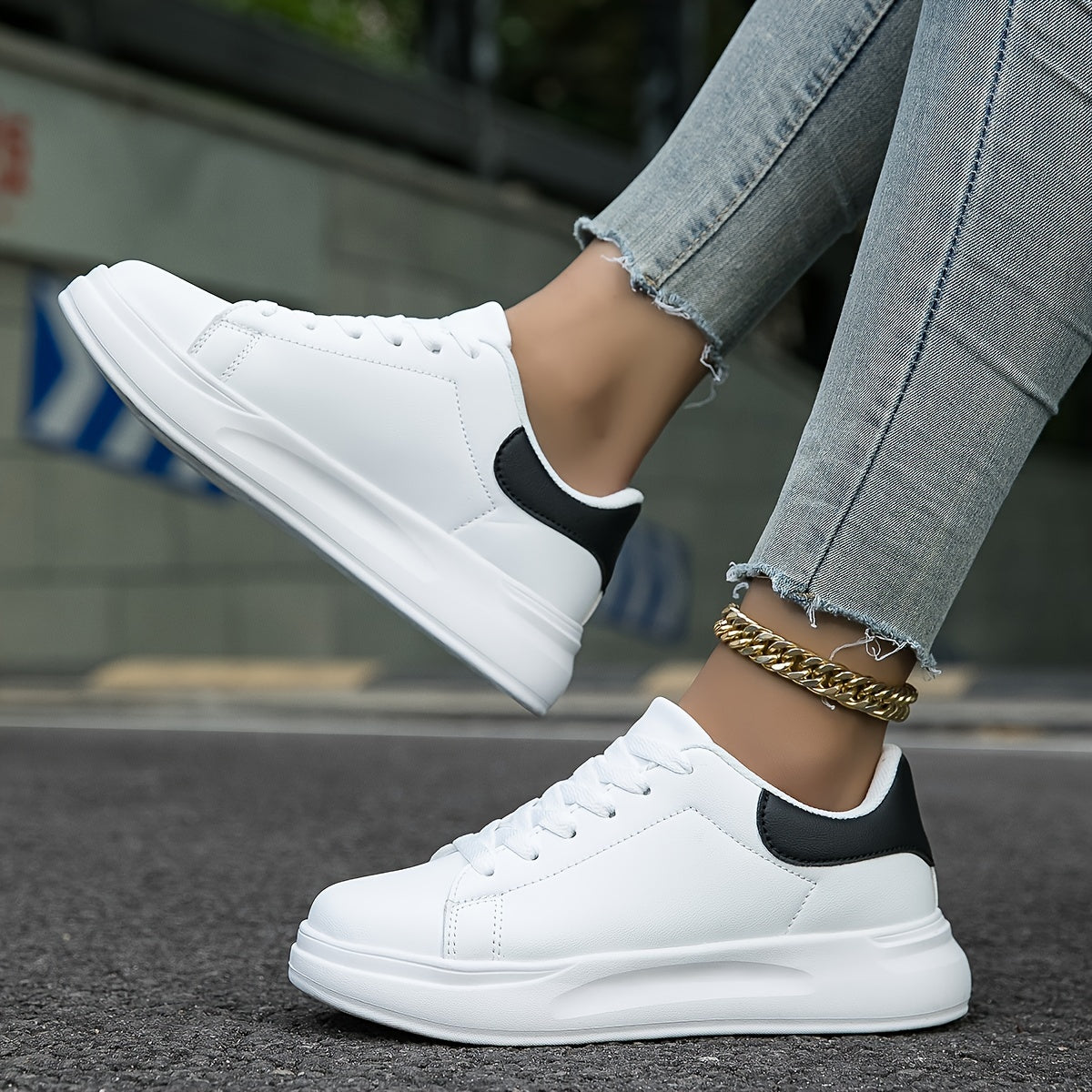 Ladies' Leather Sneakers White - Light and Comfortable 2