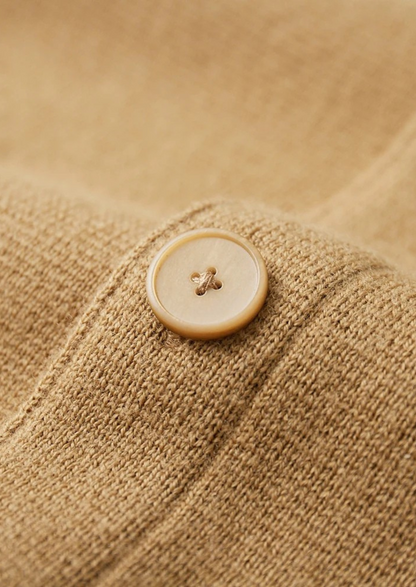 Men's Button-Up Cardigan with Patch Pockets for Stylish Layering