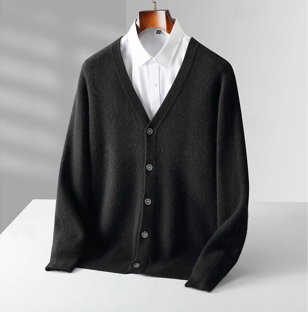 Men's Classic Button-Up Knit Cardigan for Smart Occasions