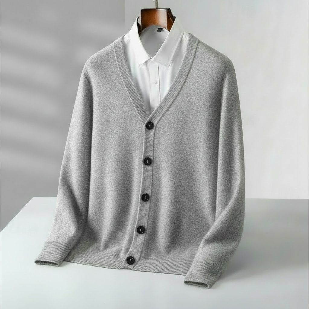 Men’s Classic V-Neck Cardigan for Year-Round Wear