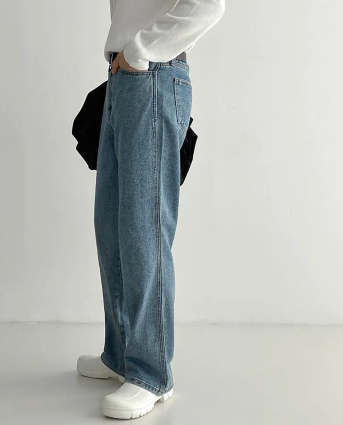 Men's Denim Jeans | Loose Fit Relaxed Style & Everyday Comfort