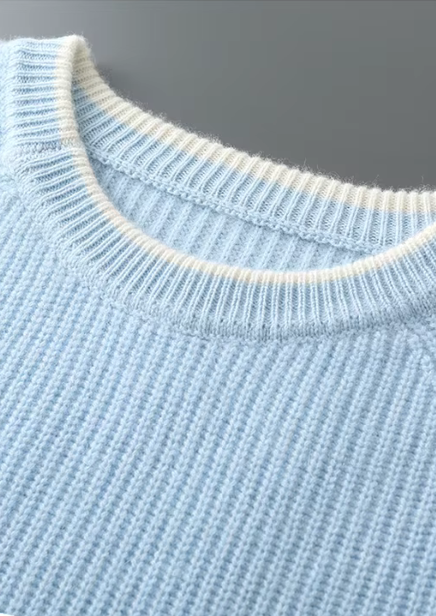 Men's Knitted Crew Neck Sweater for Year-Round Style