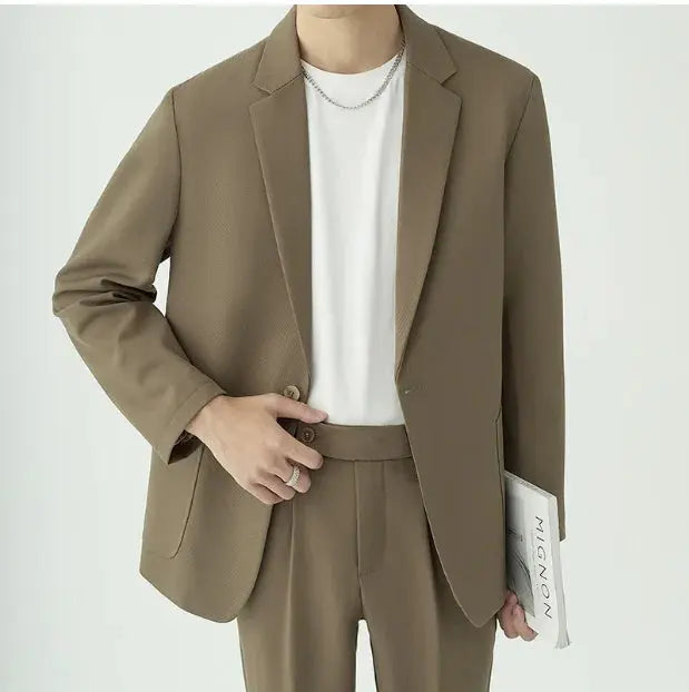 Men's Modern Minimalist Two-Piece Suit - Sophisticated Style for Formal Events