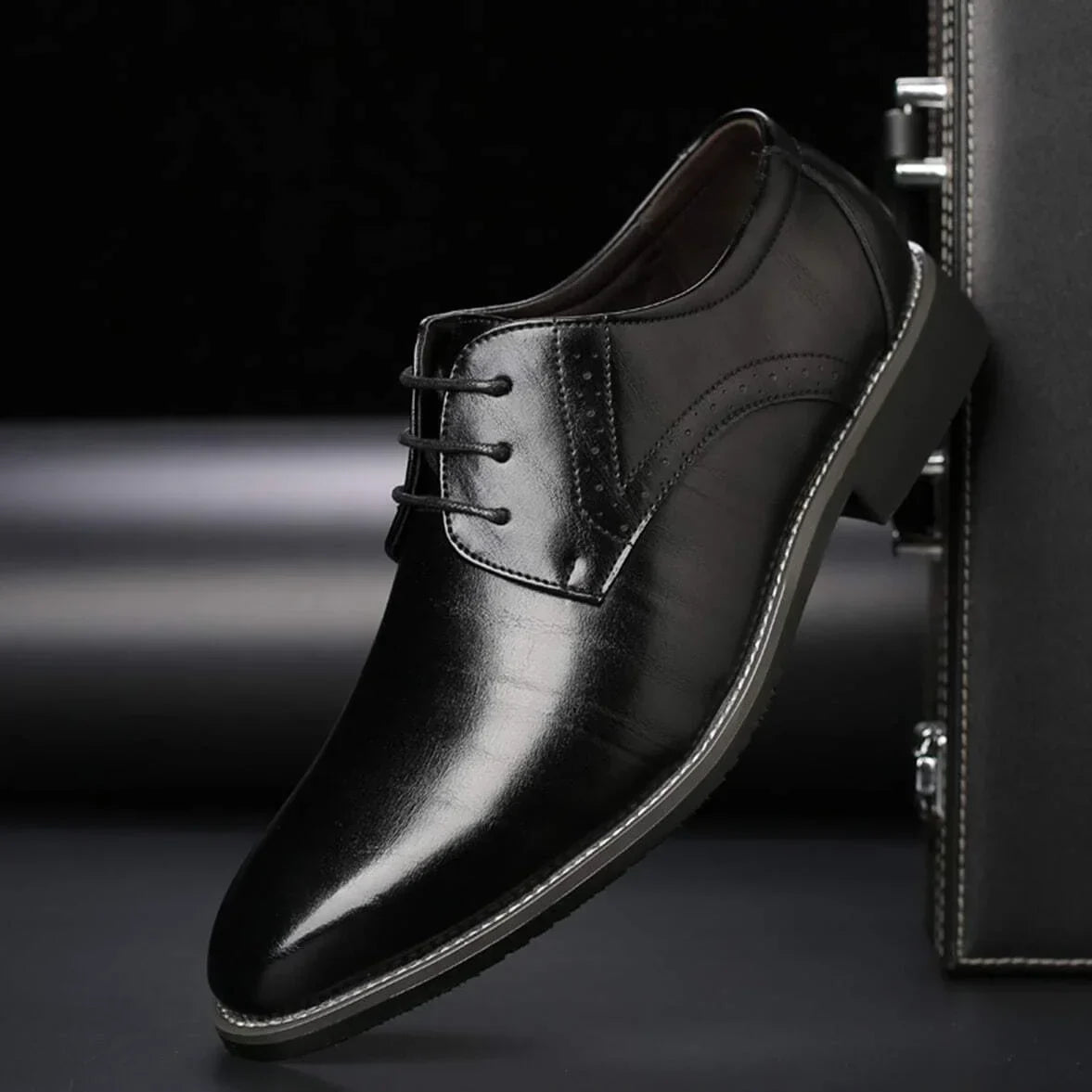 Men’s Brogue Oxford Dress Shoes for Formal Events