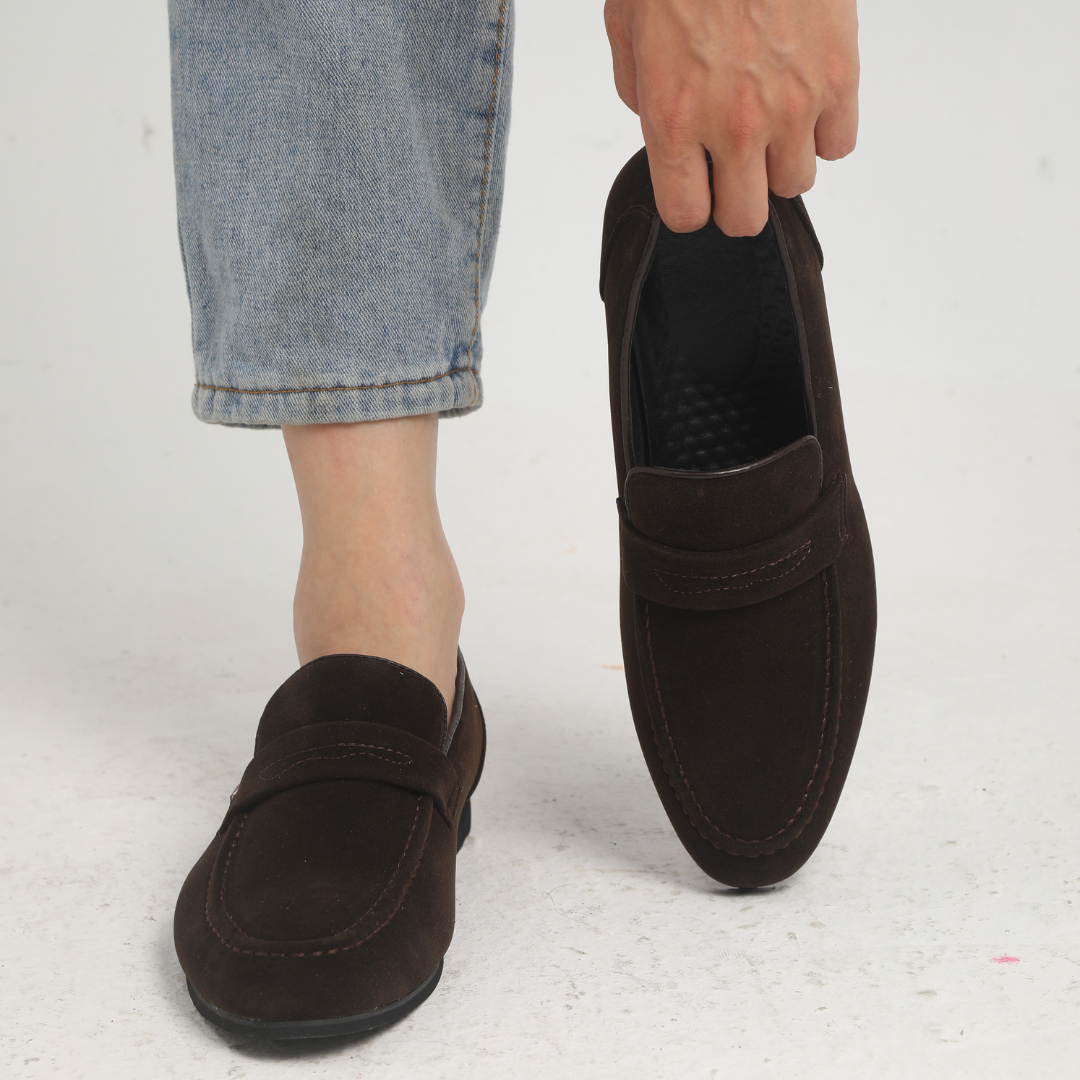 Men’s Penny Loafers – Classic Style for Any Occasion
