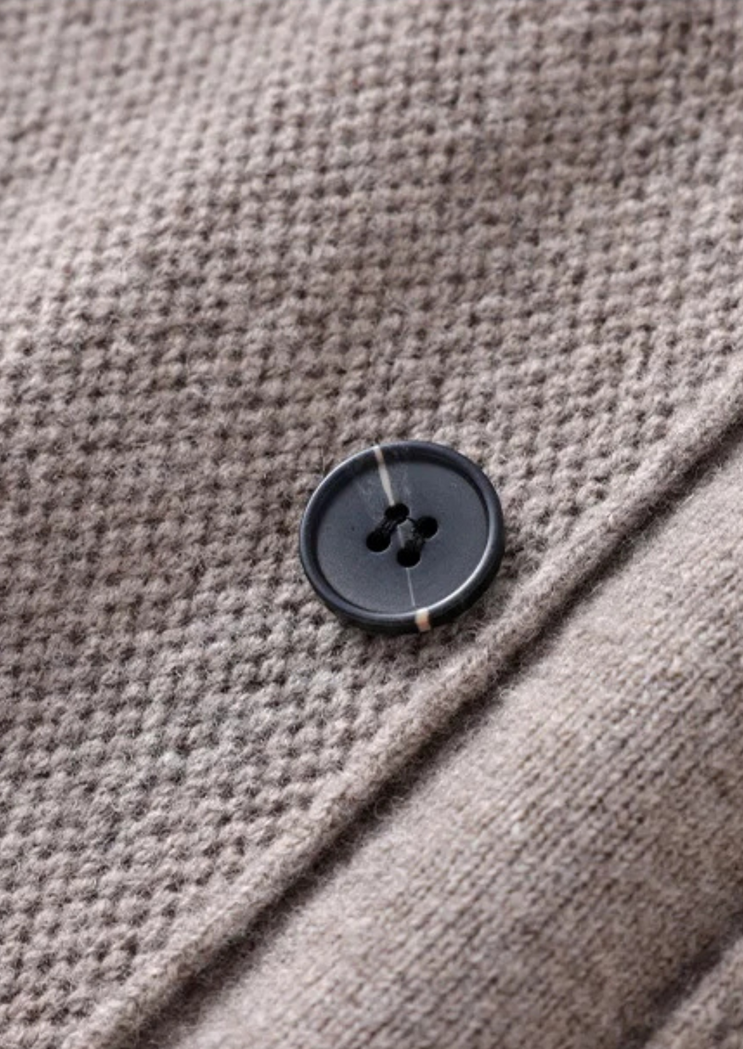 Men's Stylish Cardigan Sweater for Any Occasion