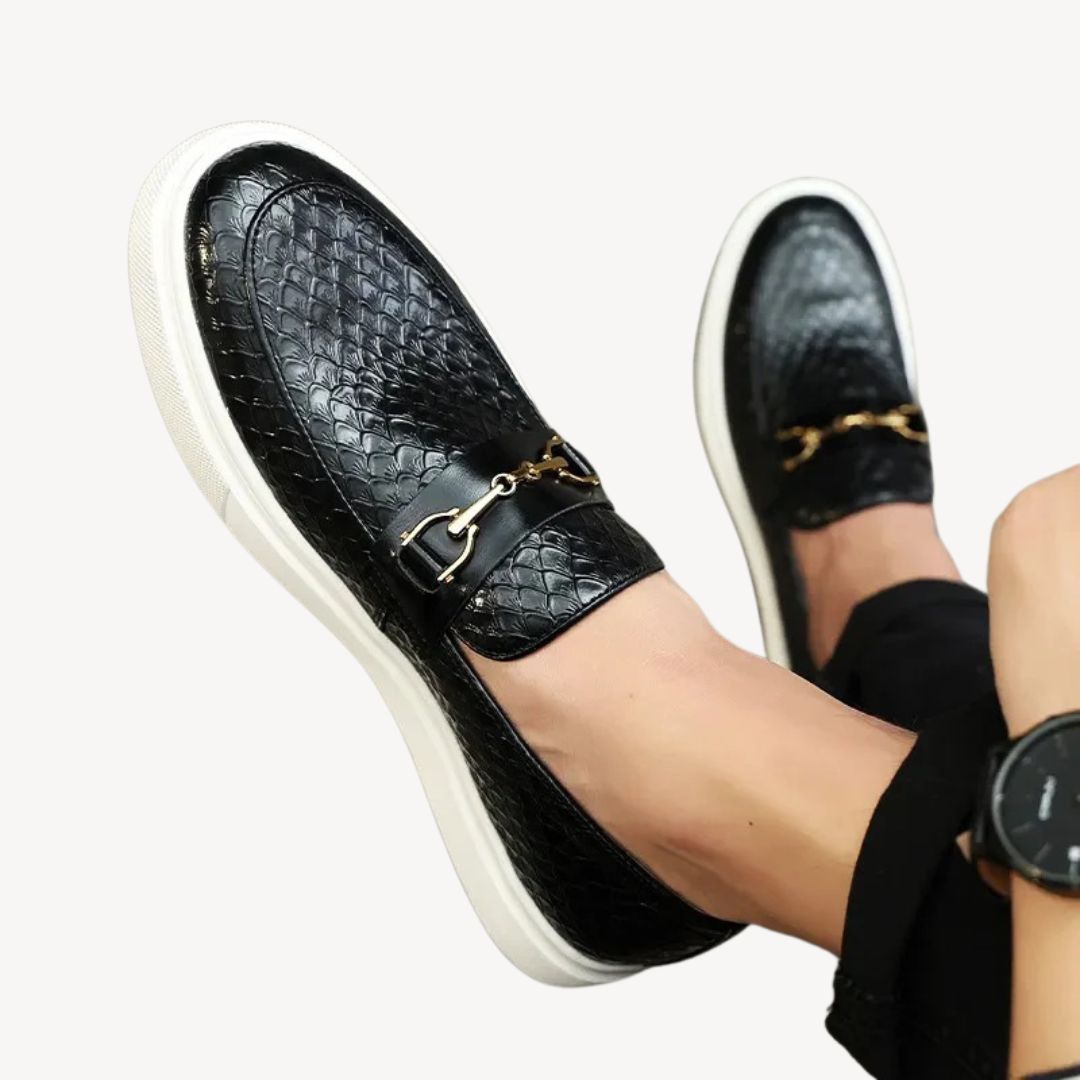 Men's Stylish Lace-Up Shoes for Daily Adventures