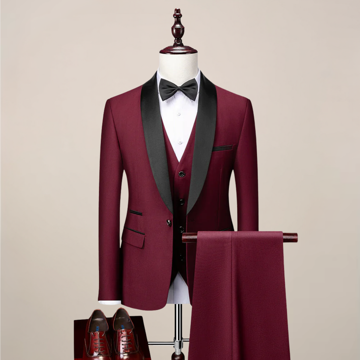 Men's Three-Piece Dinner Suit - Slim Fit & Stylish Lapels