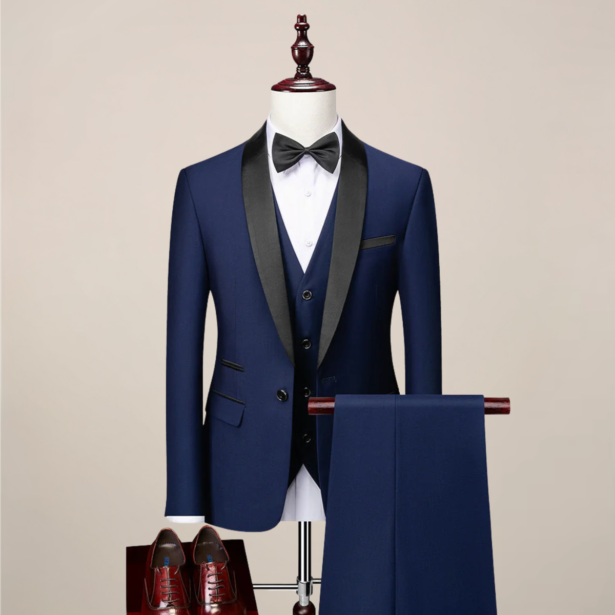 Men's Three-Piece Dinner Suit - Slim Fit & Stylish Lapels