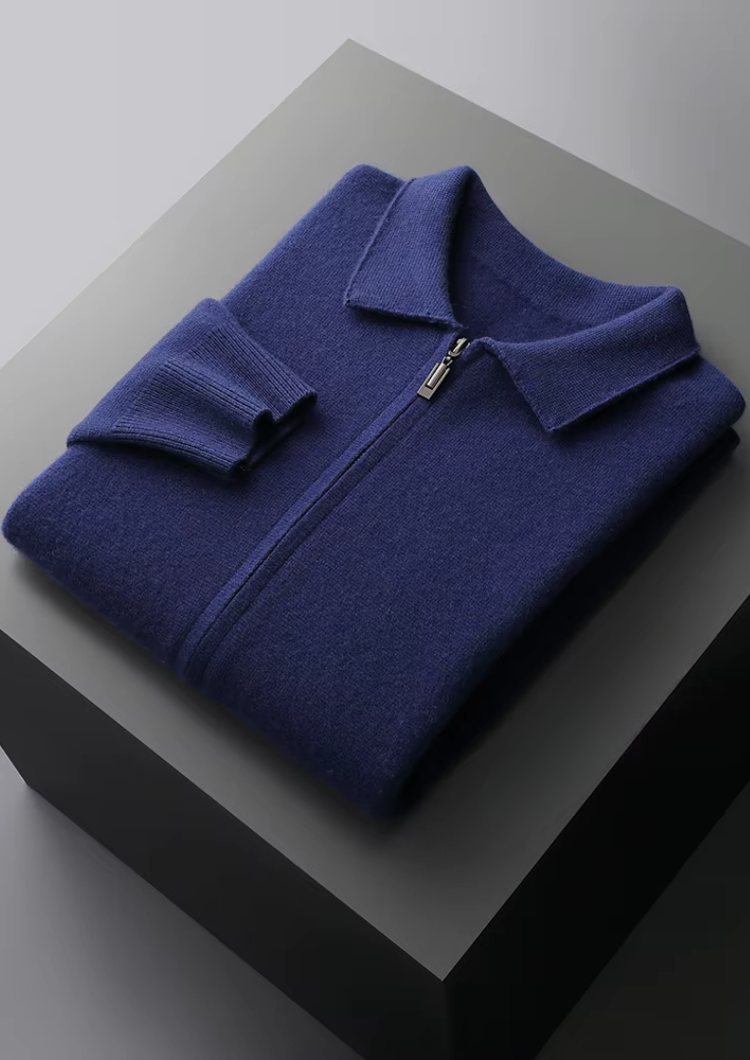 Men's Zip-Up Cardigan Sweater – Stylish Layer for Year-Round Wear